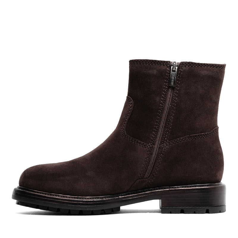 WHOLE SHEARLING BOOTIE