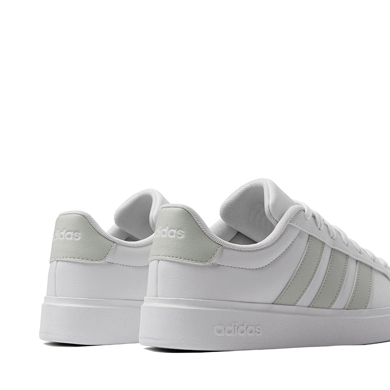 ADIDAS-STREETTALK W - available at RUBINO  