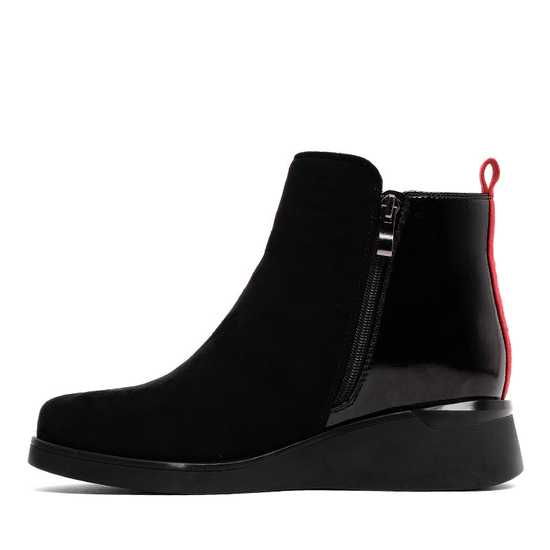 AQUA-MODA-QUINCY - available at RUBINO