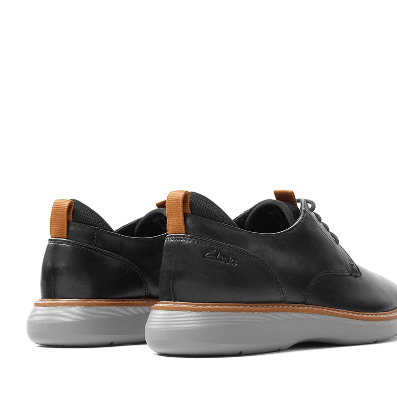 CLARKS-BRANTIN PLAIN - available at RUBINO  