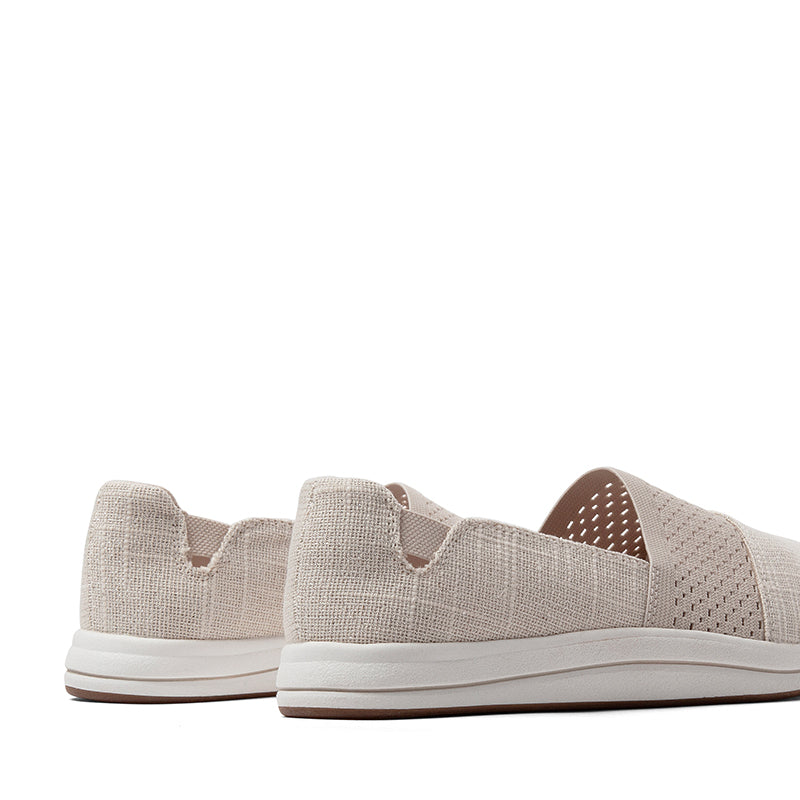 CLARKS-BREEZE VIBE - available at RUBINO  