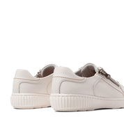 CLARKS-CAROLINE JANNA - available at RUBINO  