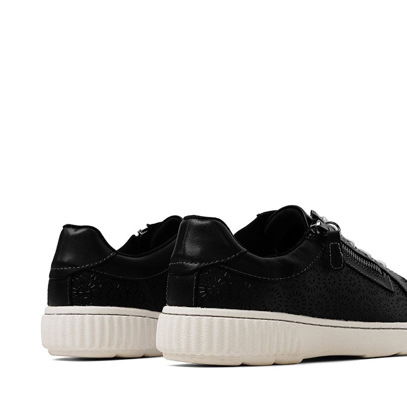 CLARKS-CAROLINE RIO LARGE - available at RUBINO  