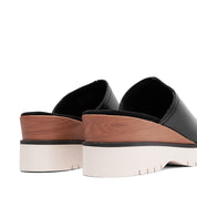 CLARKS-DIAZ SLIDE - available at RUBINO  