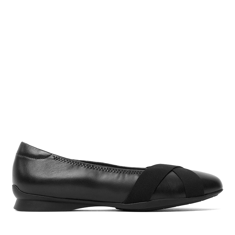 CLARKS-JAZMYNN GEM WIDE - available at RUBINO  