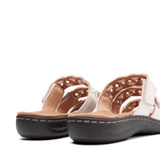 CLARKS-LAURIEANN EMMA - available at RUBINO  