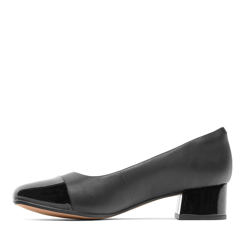 CLARKS-MARILYN SARA - available at RUBINO  