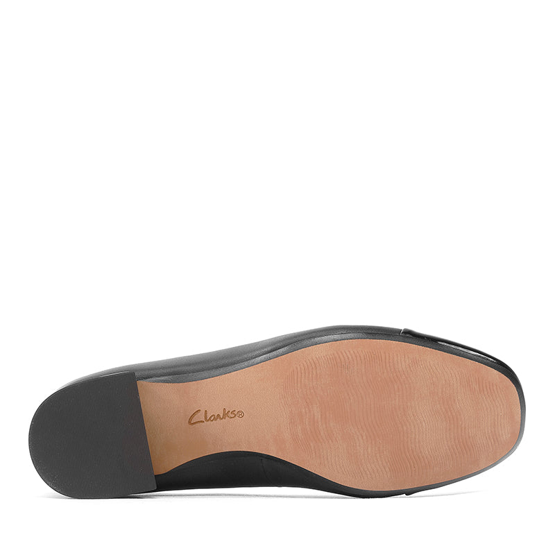 CLARKS-MARILYN SARA - available at RUBINO  