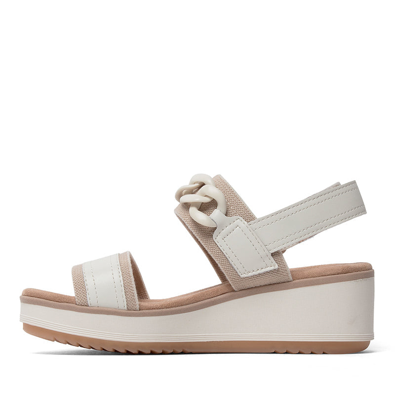 CLARKS-WRENLY EVE - available at RUBINO  