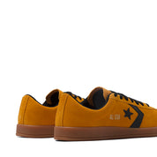 CONVERSE-CLASSIC TRAINER SUEDE M - available at RUBINO  