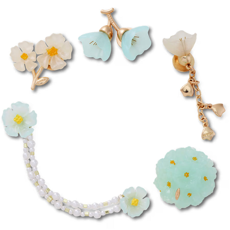 CROCS-BLUE DAINTY FLORAL - available at RUBINO  