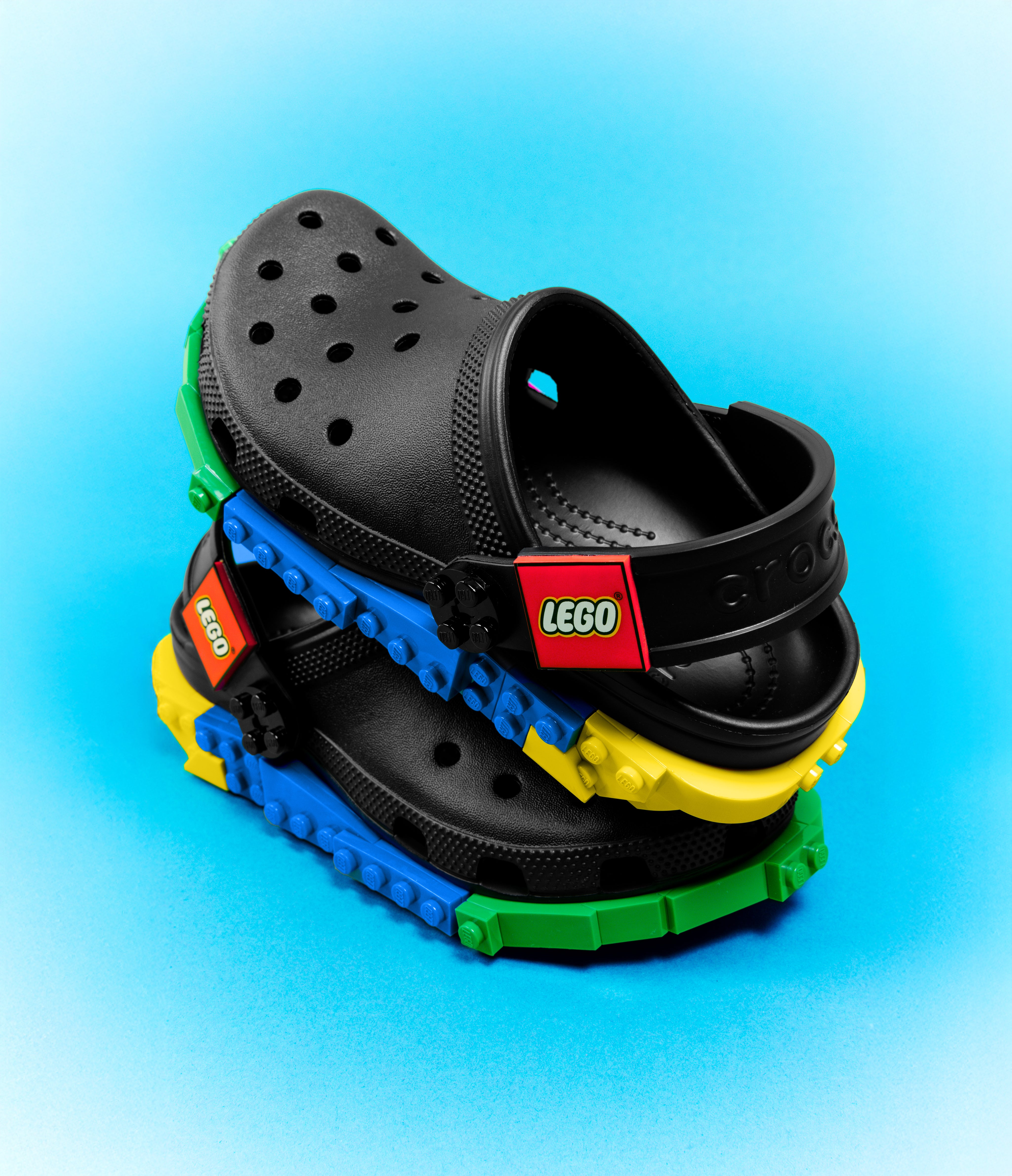 CROCS_LEGO_BLK-1.jpg