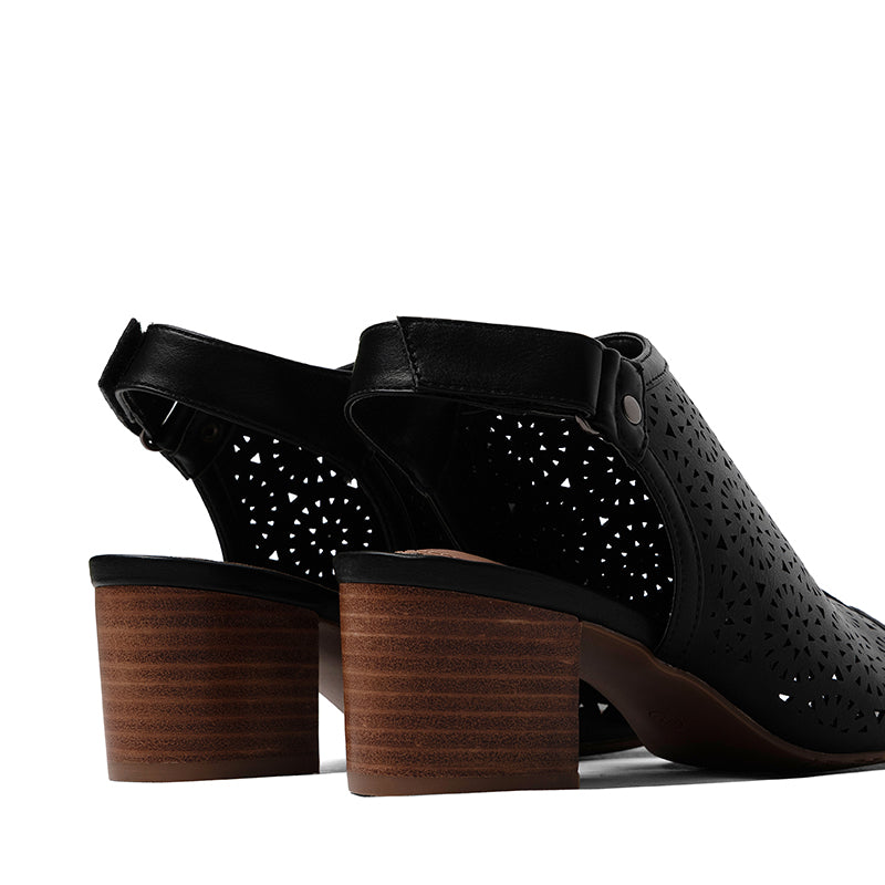 K&K-NAOMI - available at RUBINO  