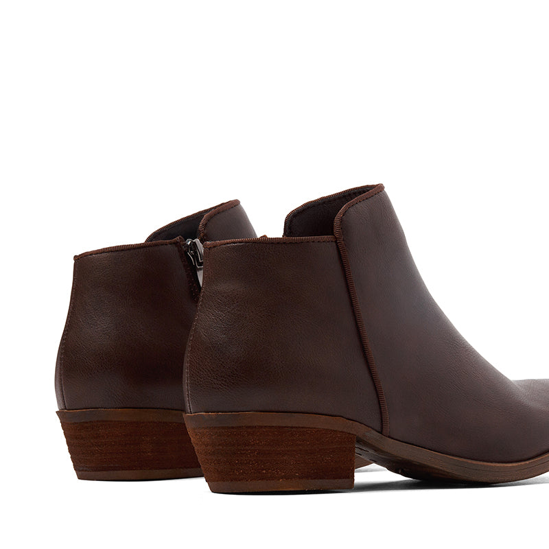 KELLY & KATIE-ISABELLA BOOTIE - available at RUBINO  