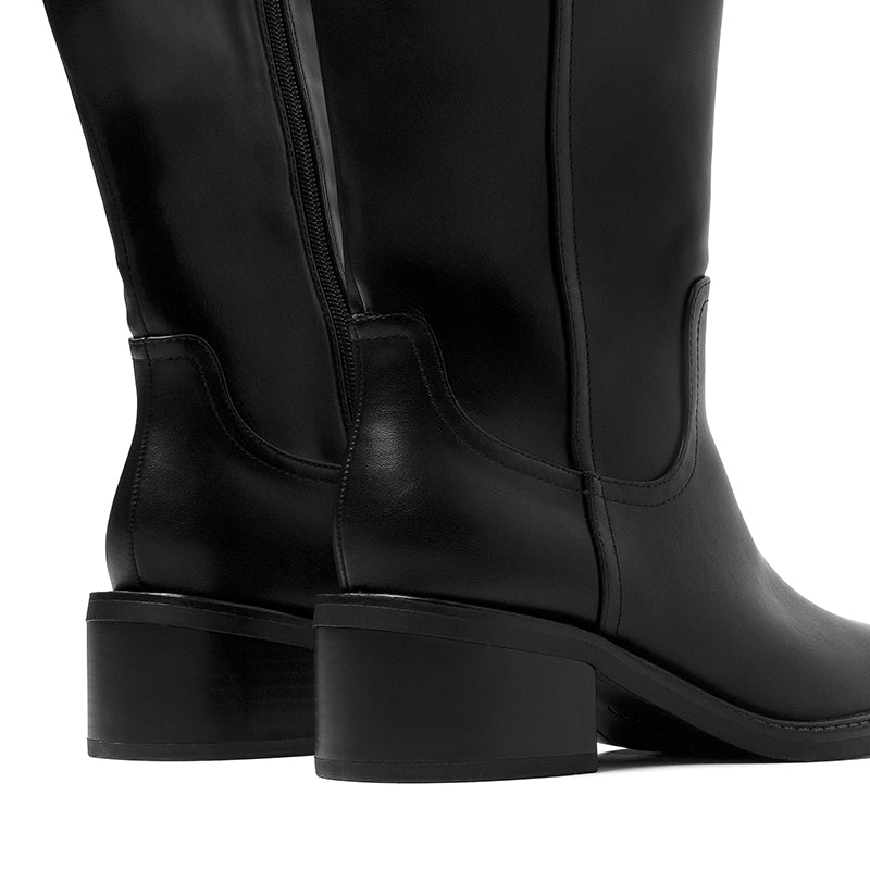 KELLY & KATIE-JULIANNA BOOT - available at RUBINO  
