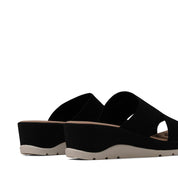 KELLY & KATIE-VERONICA - available at RUBINO  