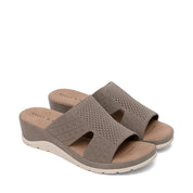 KELLY & KATIE-VERONICA - available at RUBINO  