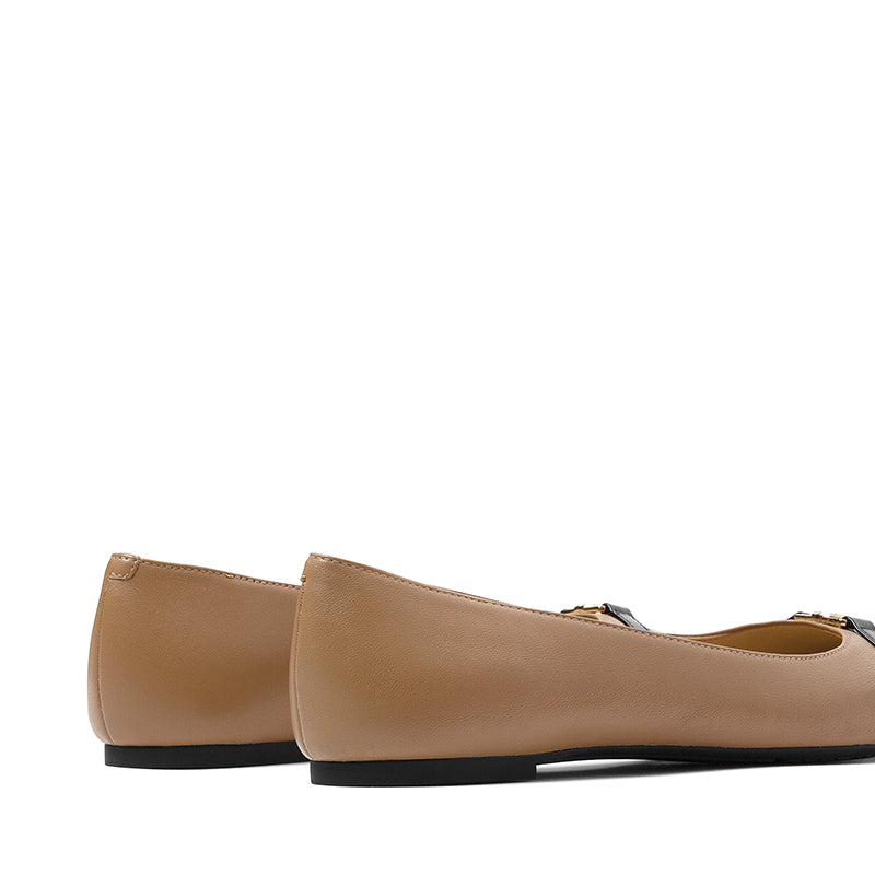 MICHAEL KORS-MANDY FLAT - available at RUBINO  