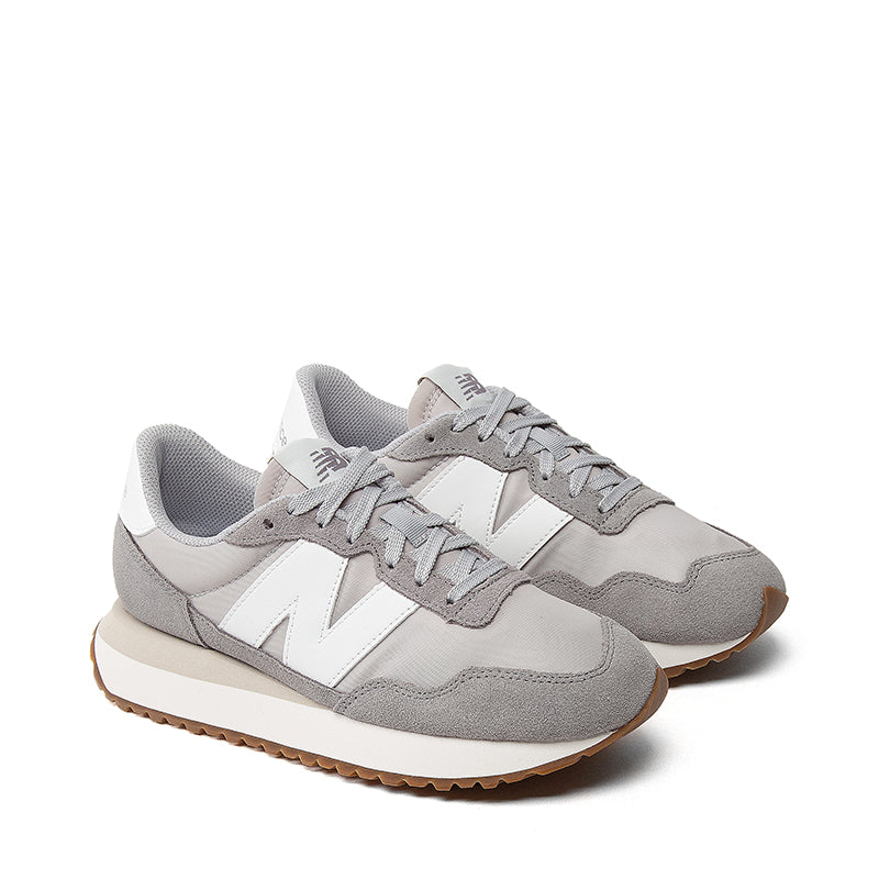 NEW BALANCE-237 W - available at RUBINO  