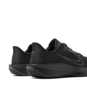 NIKE-QUEST 6 M - available at RUBINO  