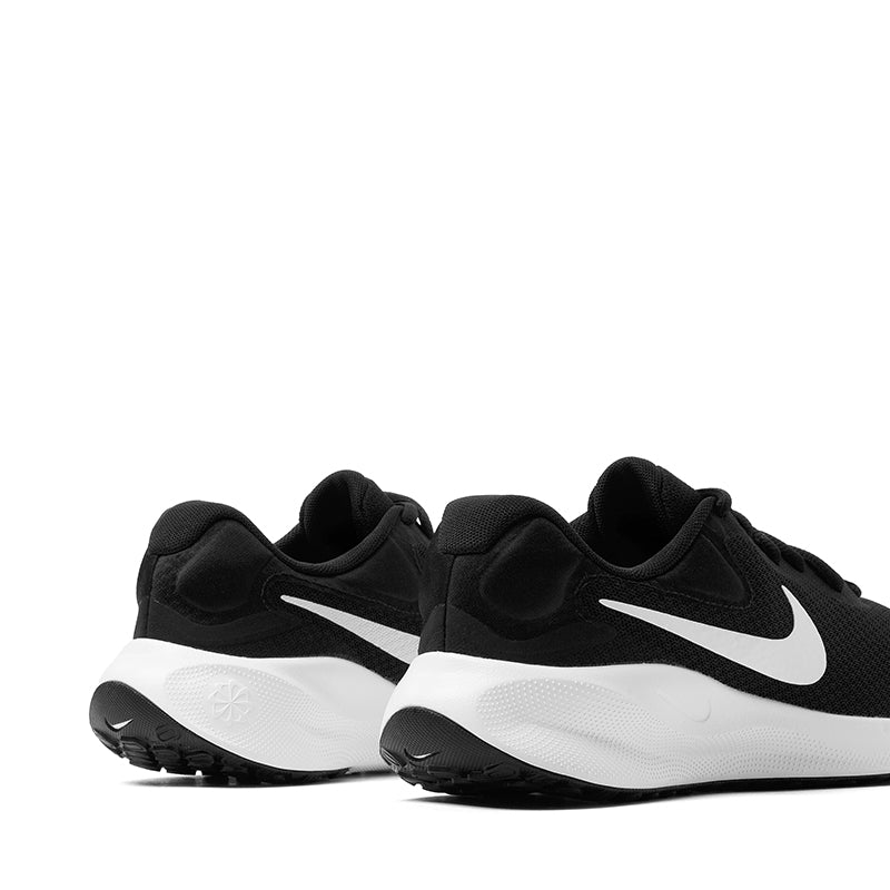 NIKE-REVOLUTION 7 - available at RUBINO  