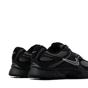 NIKE-V5 RNR M - available at RUBINO  