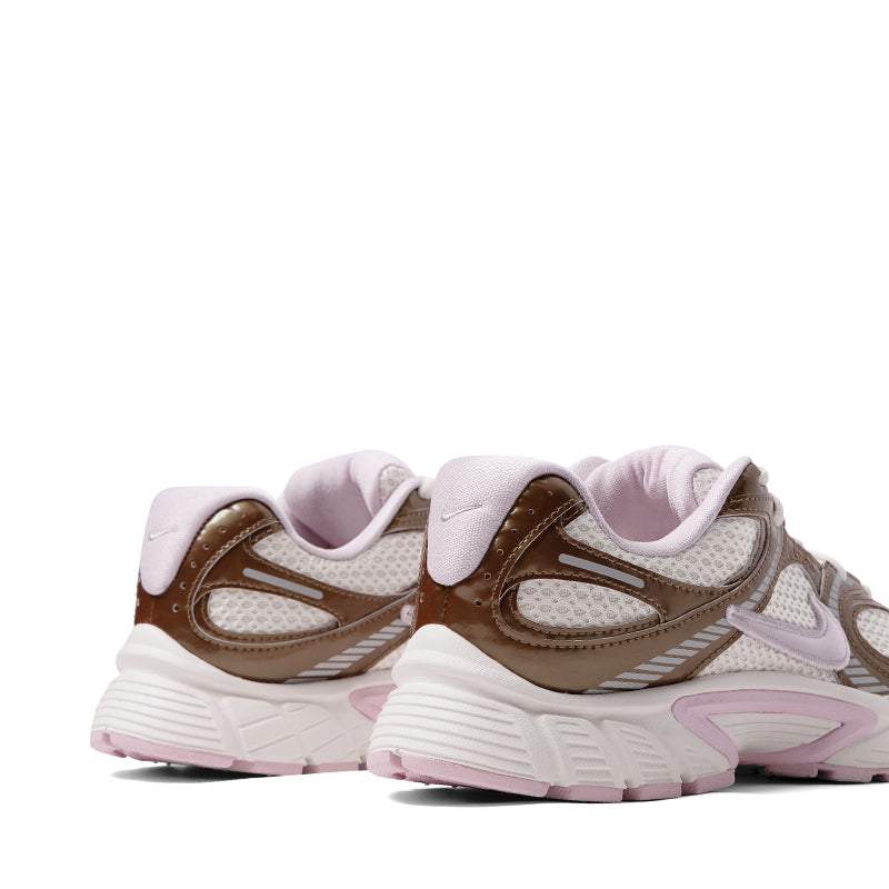 NIKE-V5 RNR W - available at RUBINO  