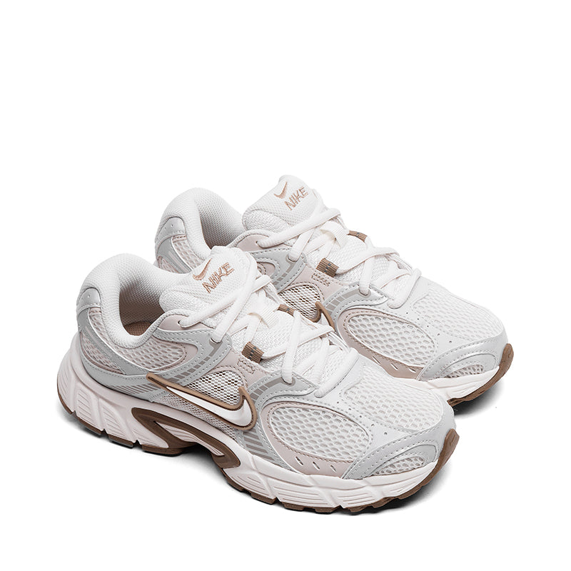 NIKE-V5 RNR W - available at RUBINO