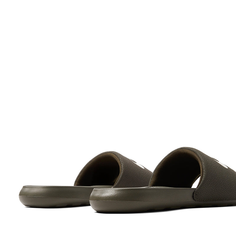 NIKE-VICTORI ONE M - available at RUBINO  