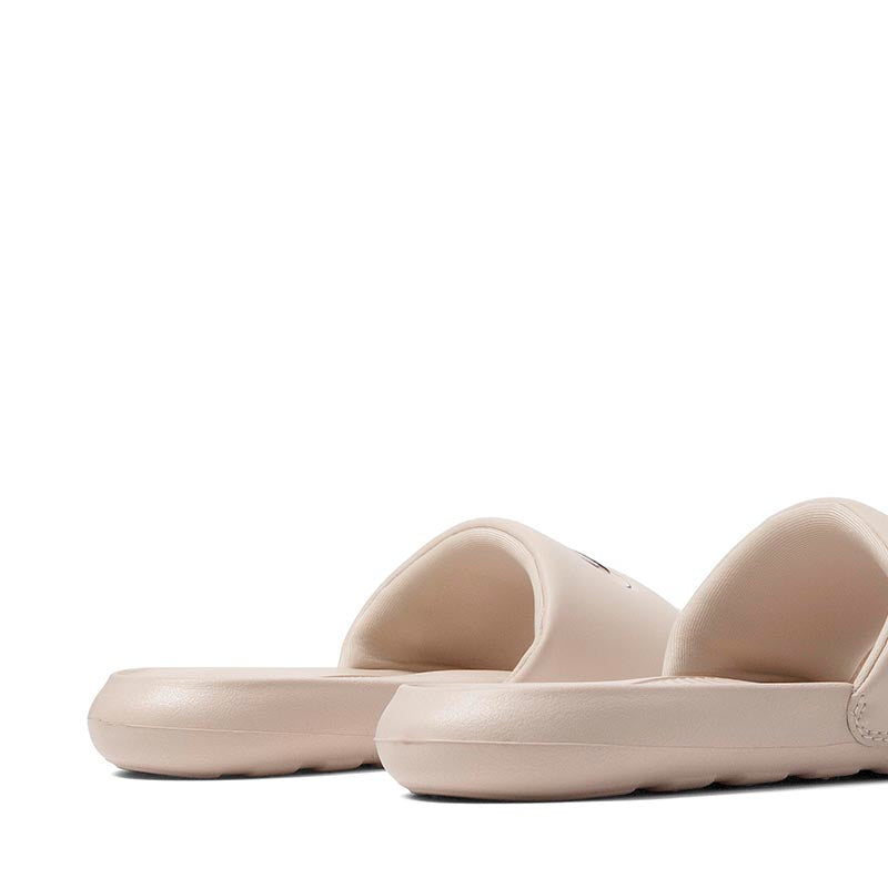 NIKE-VICTORI PRINT W - available at RUBINO  