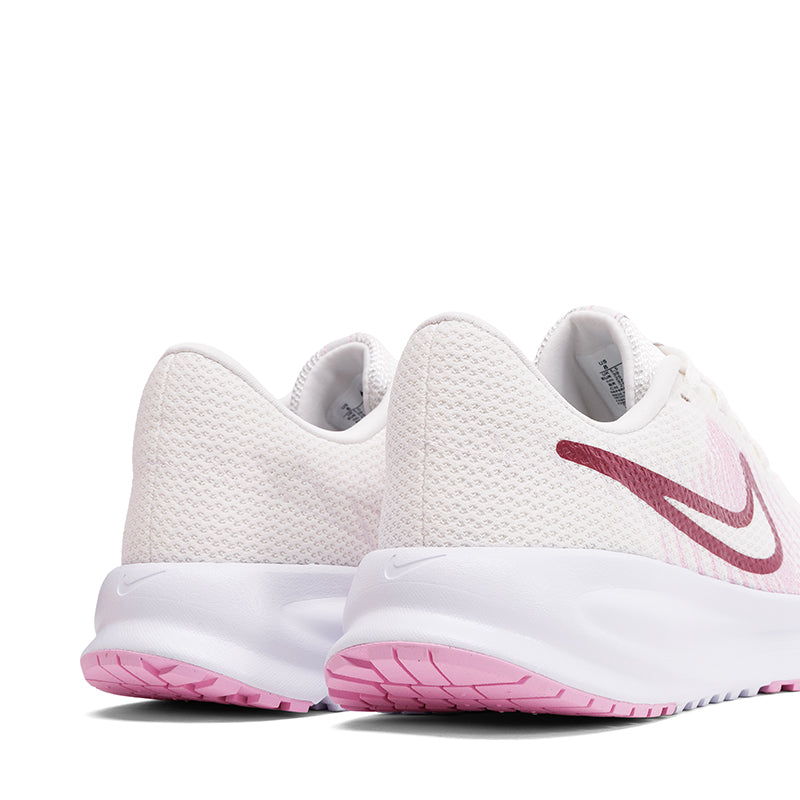 RUN DEFY W