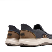 SKECHERS-ALTMAN MURDOCK - available at RUBINO