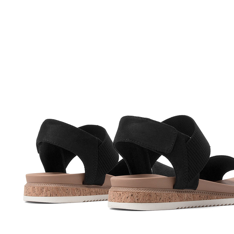 SKECHERS-DESERT KISS LOW - available at RUBINO  