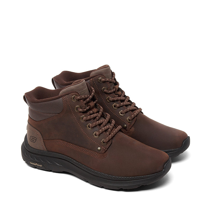 SKECHERS-SLIP INS POLLARD - available at RUBINO  