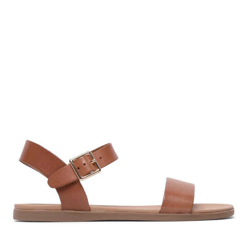 STEVE MADDEN-DARYN - available at RUBINO  