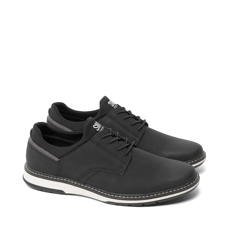 STEVE MADDEN-GUNTHER - available at RUBINO  