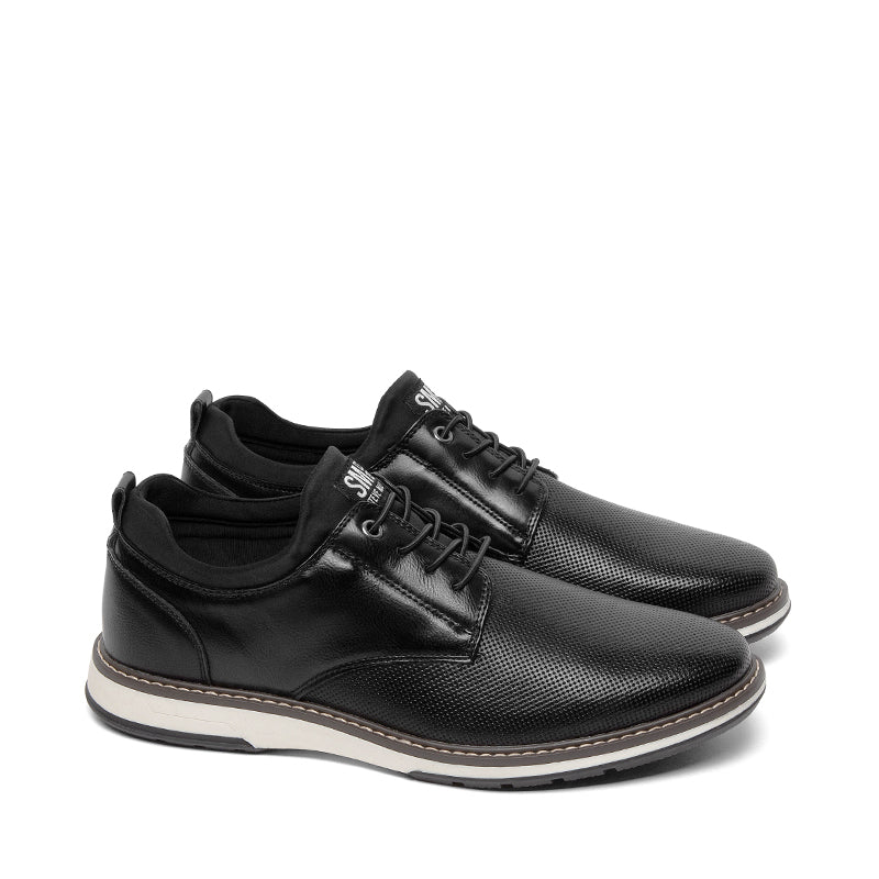 STEVE MADDEN-GYDEON - available at RUBINO  