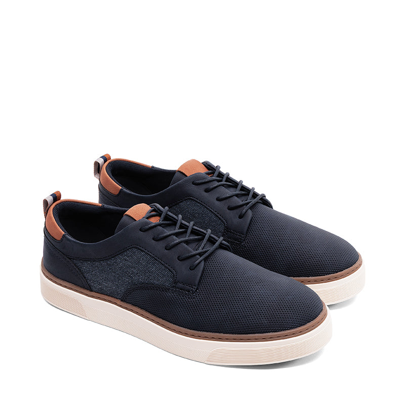 STEVE MADDEN-HASTINGS - available at RUBINO  