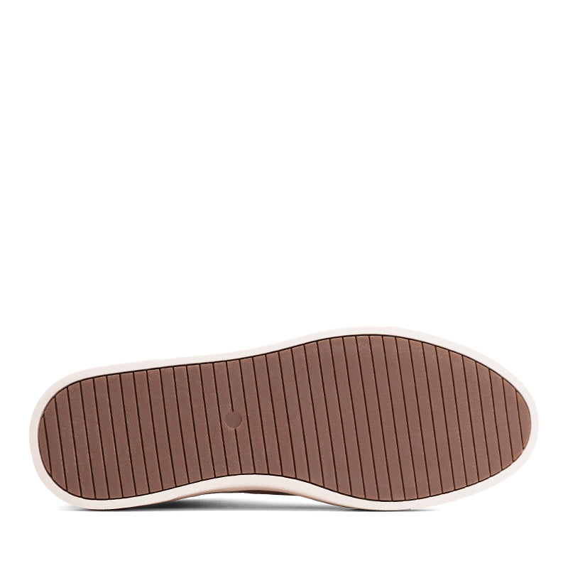 STEVE MADDEN-HASTINGS - available at RUBINO  