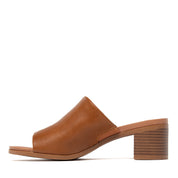 STEVE MADDEN-KACEY - available at RUBINO  