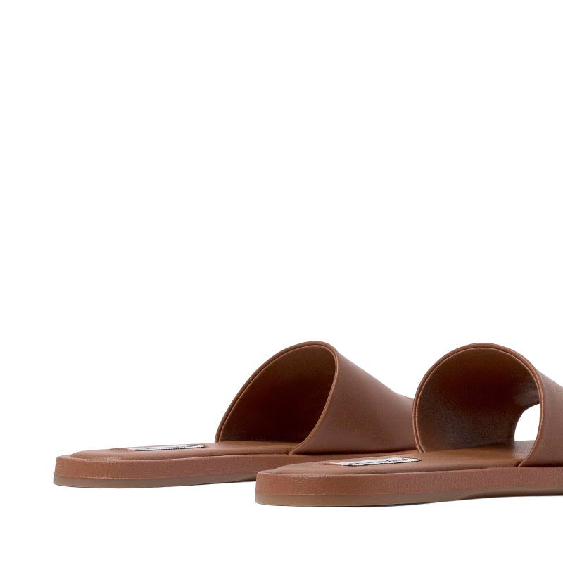 STEVE MADDEN-KAYA - available at RUBINO  