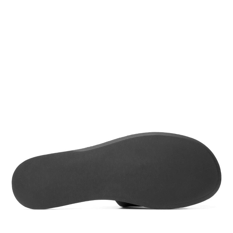 STEVE MADDEN-KAYA - available at RUBINO  