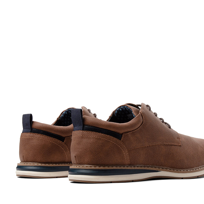 STEVE MADDEN-KEVYN - available at RUBINO  