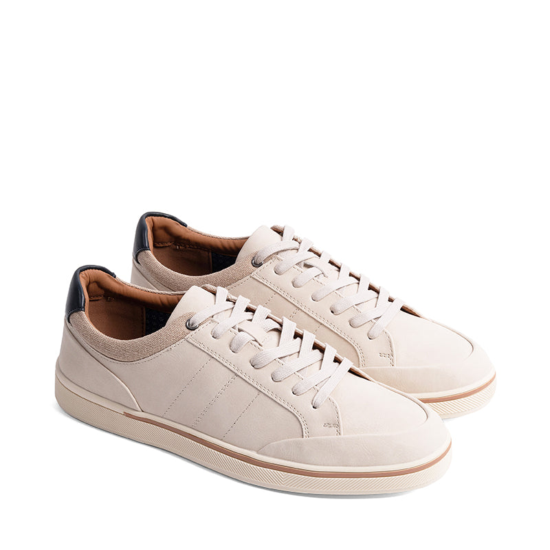 STEVE MADDEN-MALPENZA - available at RUBINO  