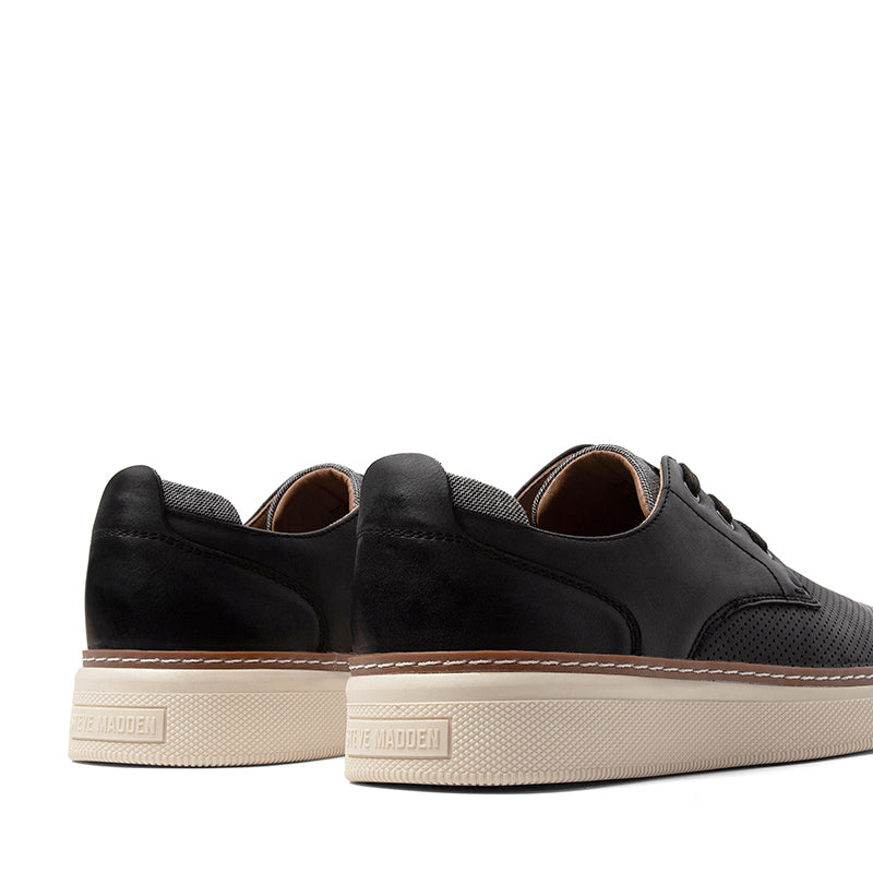 STEVE MADDEN-OTTOWA - available at RUBINO  