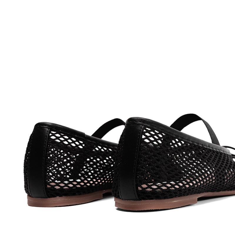 STEVE MADDEN-PALM - available at RUBINO  