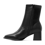 STEVE MADDEN-PAMMY - available at RUBINO  