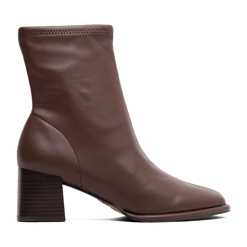 STEVE MADDEN-PAMMY - available at RUBINO
