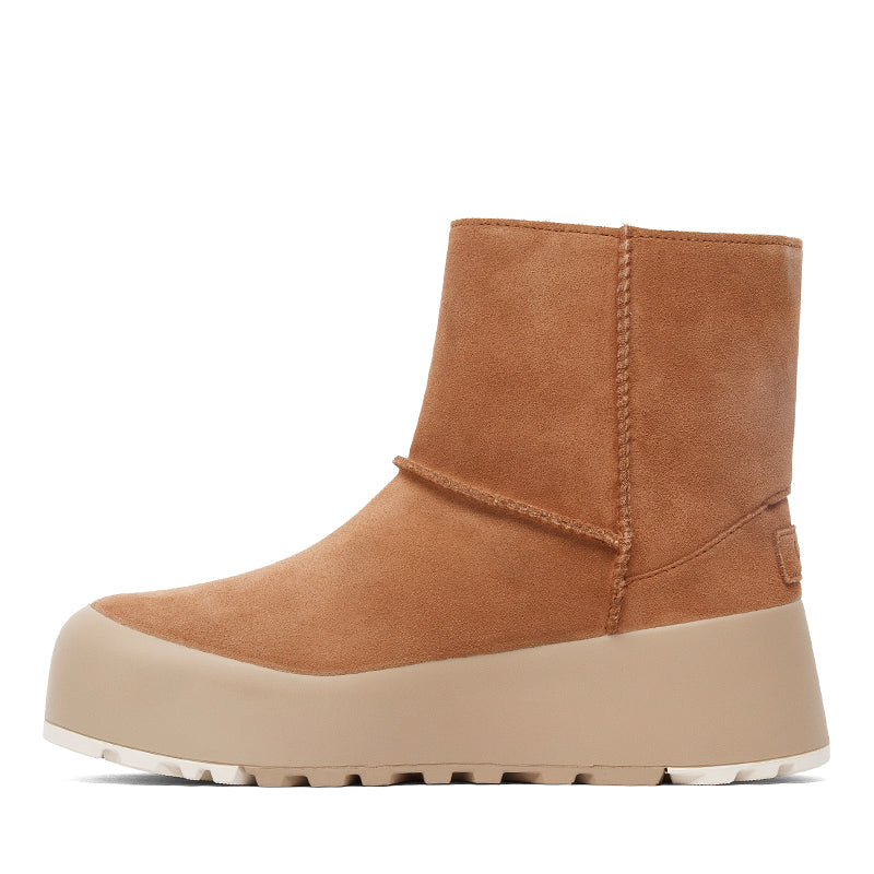 UGG-CLASSIC STREETSCAPE W - available at RUBINO  