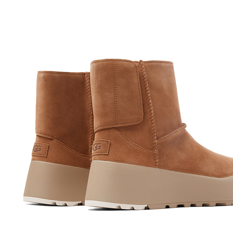UGG-CLASSIC STREETSCAPE W - available at RUBINO  